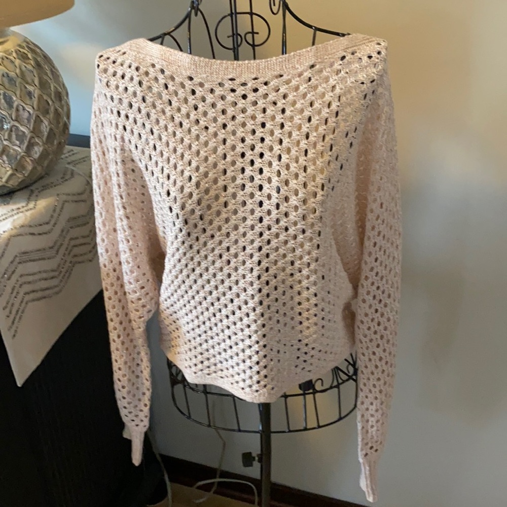 NWT beautiful light sweater great for over a tank!